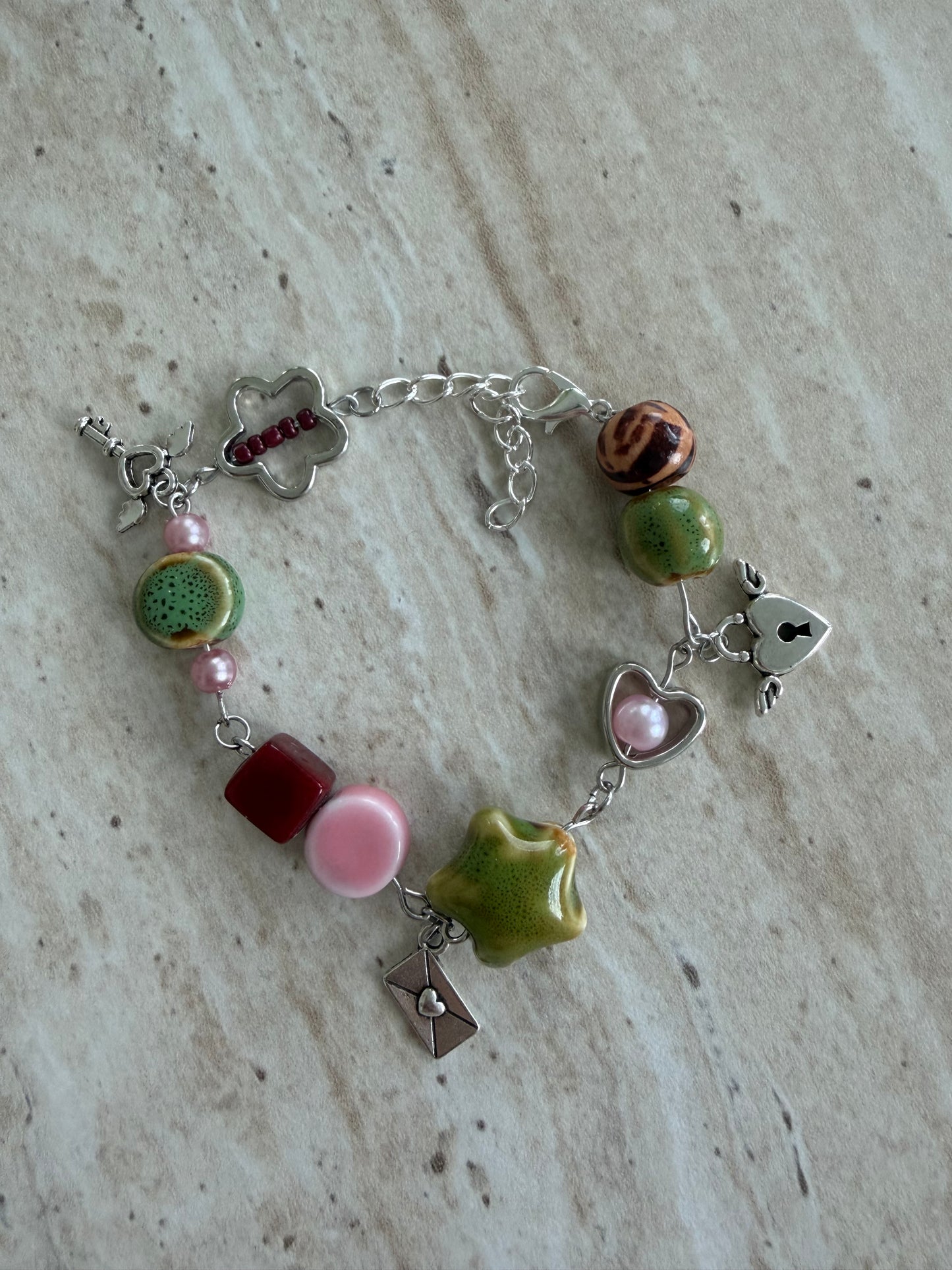 Y2K Charm Love Bracelet 2000er Style