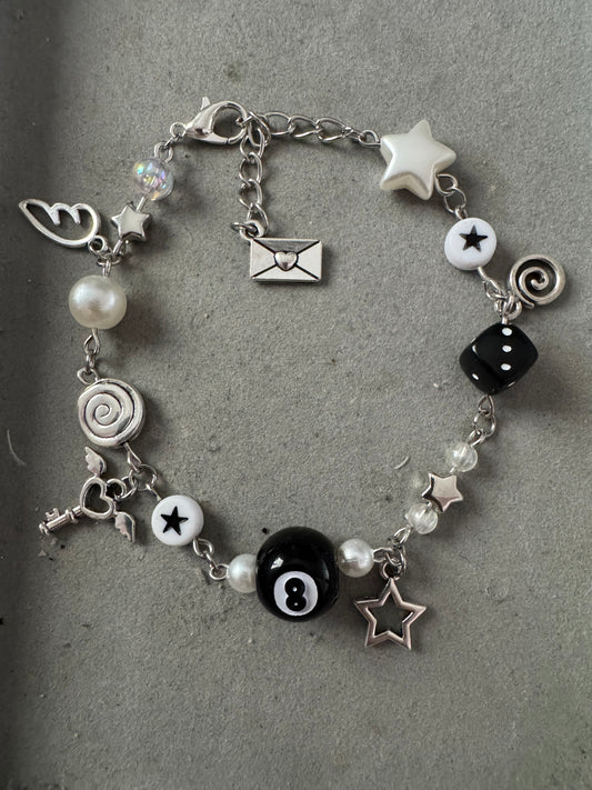 Y2K Charm 8-Ball Bracelet 2000er Style